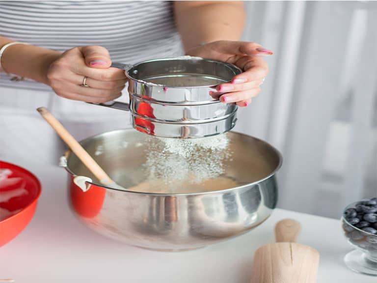How To Clean A Flour Sifter Top 7 Methods