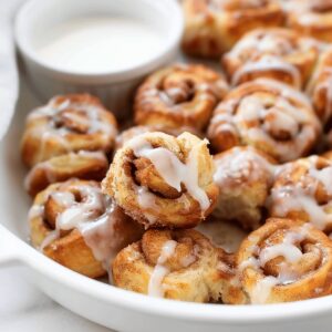Gooey Cinnamon Roll Bites Recipe