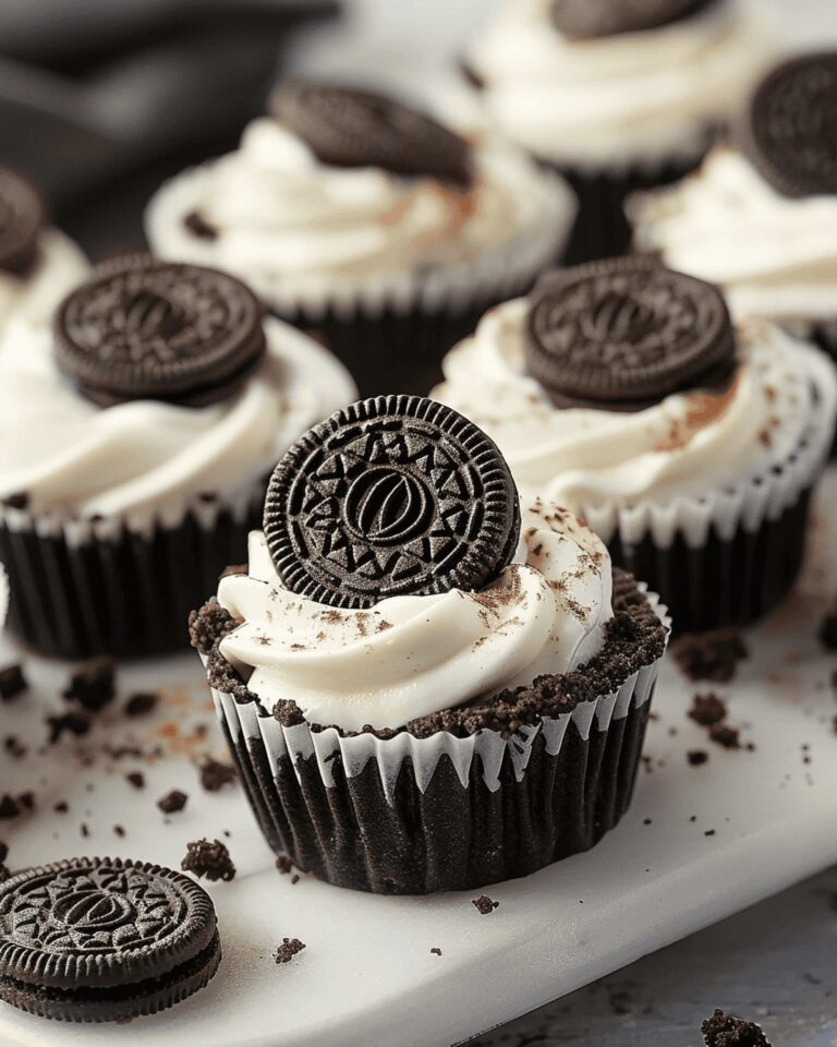 Frosty Peppermint Oreo Cheesecakes Recipe