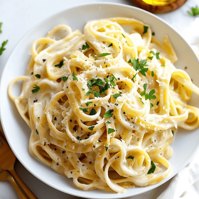 Silky Fettuccine Alfredo Recipe