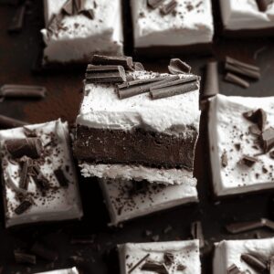Silky Chocolate Cream Pie Bars Recipe