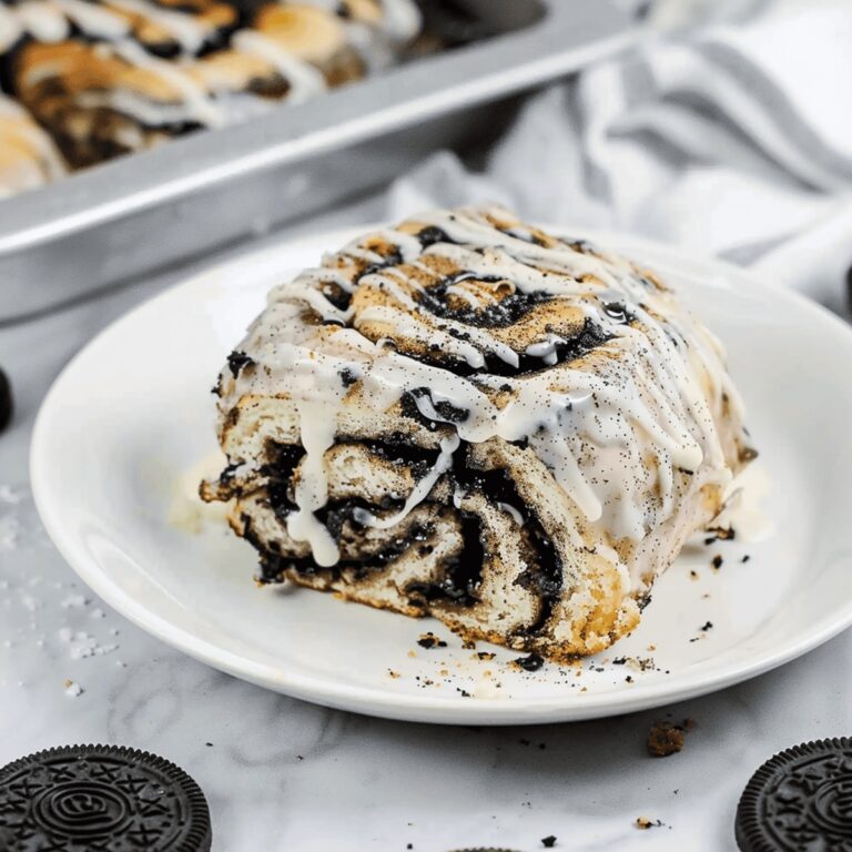 Gooey Oreo Cinnamon Rolls Recipe