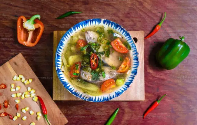 How Do Vietnamese Soups Differ Between the Northern, Central, and Southern Regions?