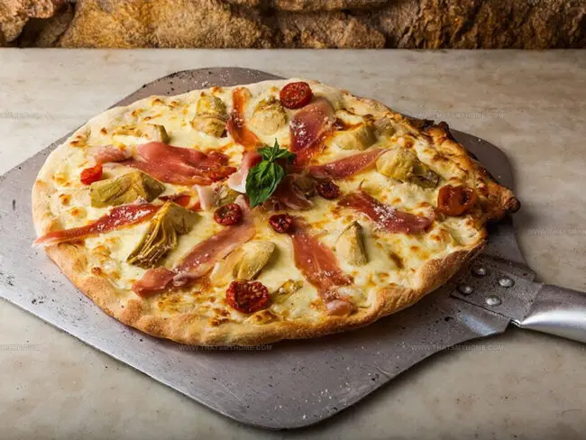 How To Use Pizza Peel
